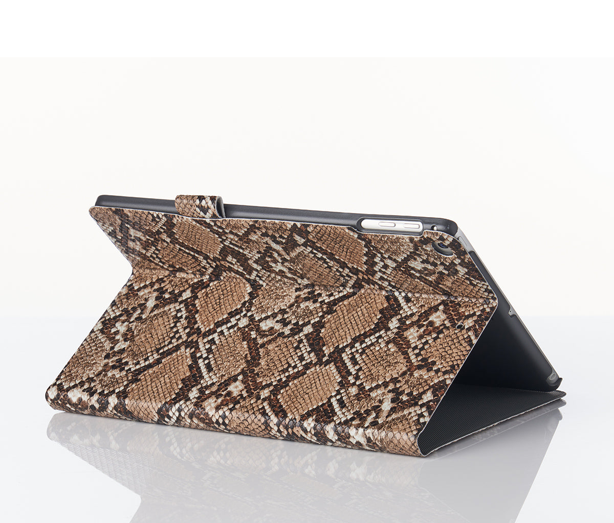 Brown Snakeskin MacBook Case – Chic Geeks